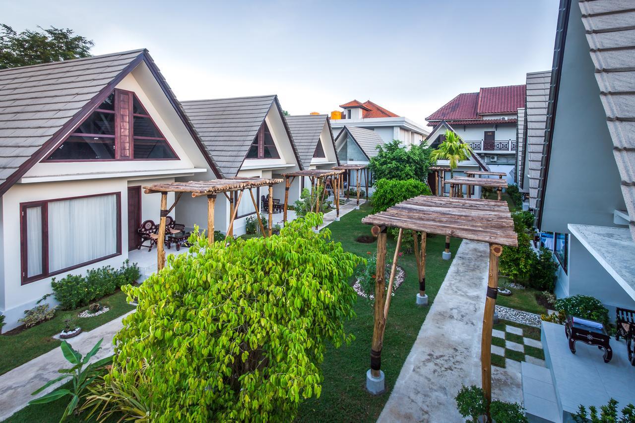 Jm Hotel Kuta  Exterior photo